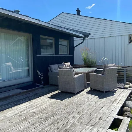 Veldre - Place Near The Sea And Forest לארביק